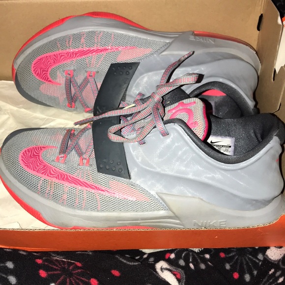 KD (GS) - Picture 2 of 3